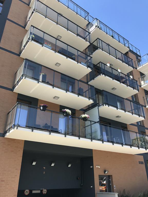 Millennium Manufaktura Apartamento